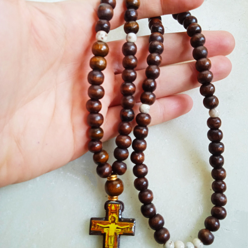 Wooden Beaded necklace pendant Prayer Beads 10129