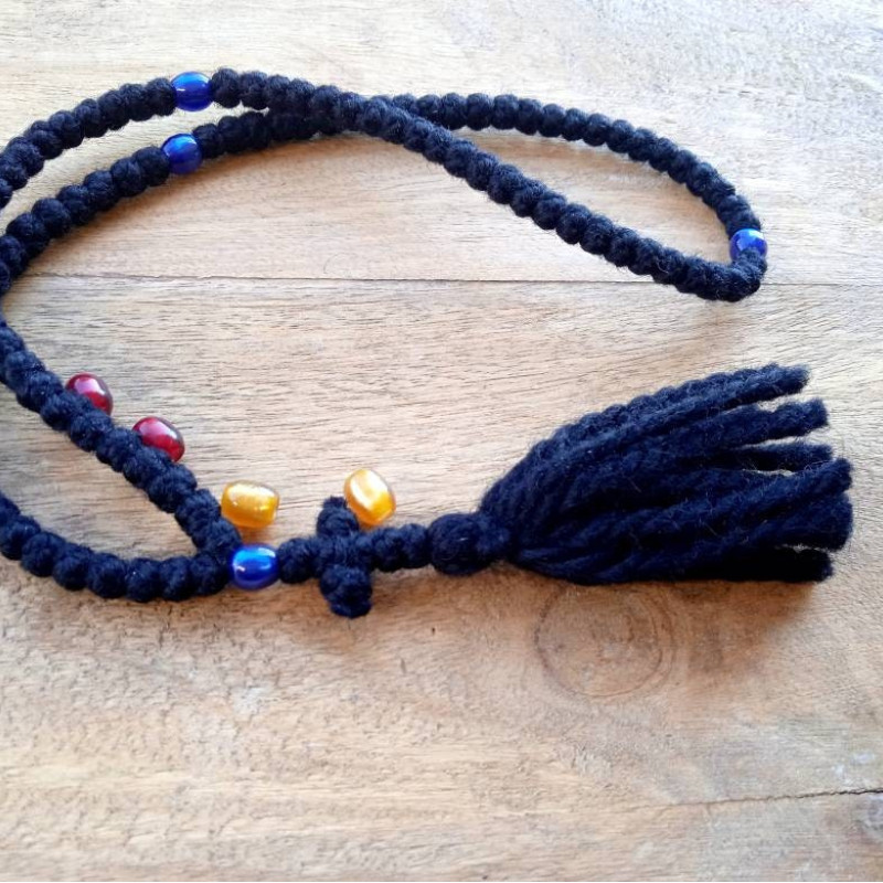 wool 100knot rosary 10298