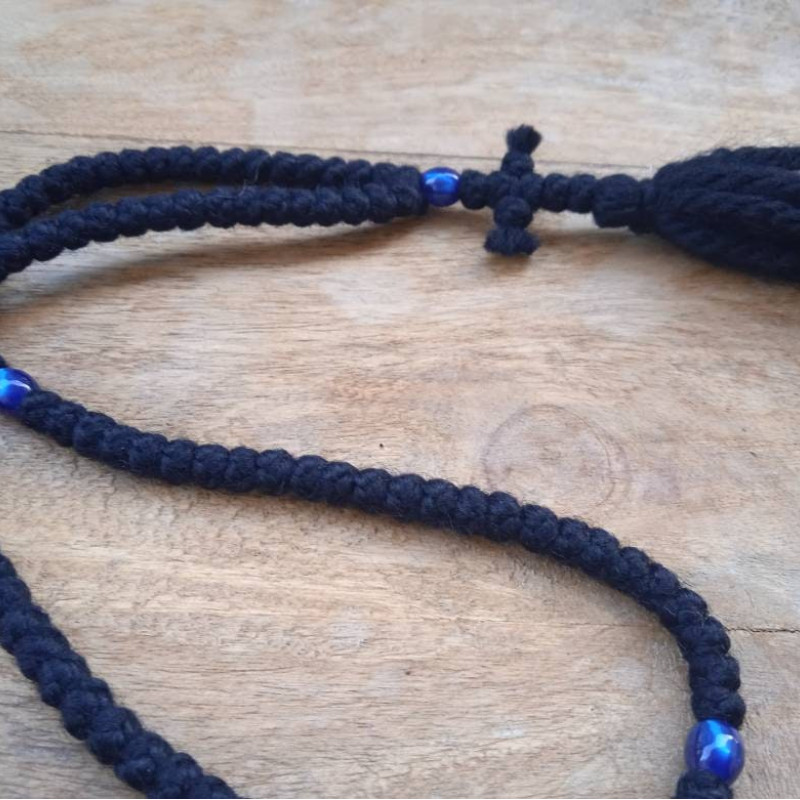 wool 100knot rosary 10298