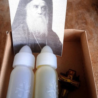 St Nektarios of Aegina blessed gift set 10003