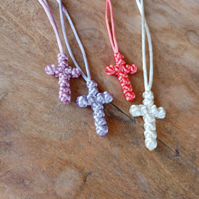 handmade knotted cross pendant 1.5mm 10067