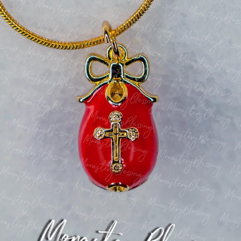 Protection pendant charm necklace Red & Gold 10219