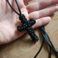 Knotted Cross pendant big knots 3mm 10006